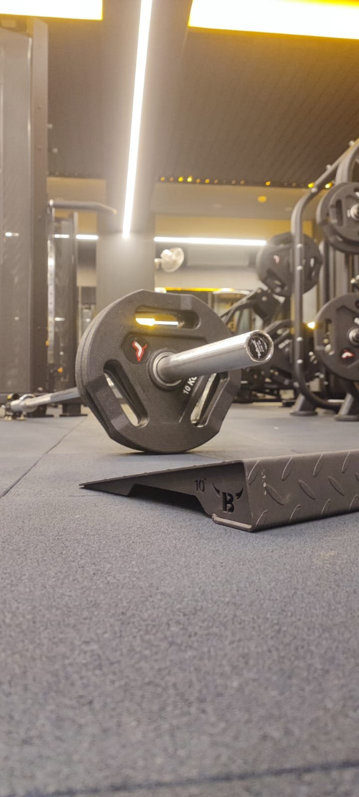 Aura Athletic Images